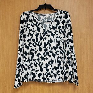 Shein, Black & Ivory long sleeve V neck blouse, XL